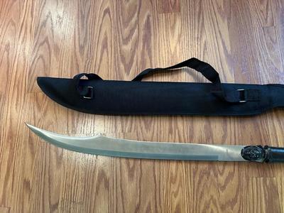 PIRATE SWORD WITH A SKULL HANDLE