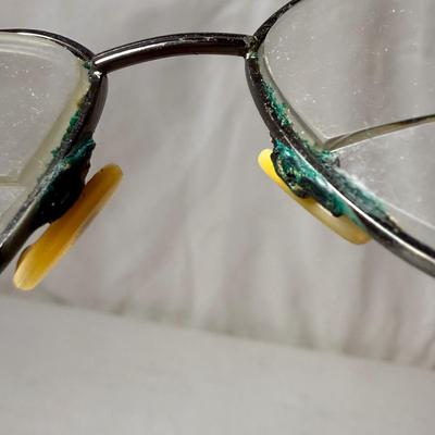 Vintage Eyeglass Collection (B3-HS)