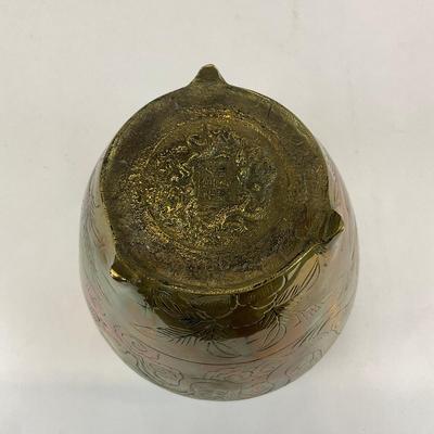 Sale Photo Thumbnail #809: Hand-etched
Underneath makers stamp
Very intricate
6.25" high x 6" body diameter