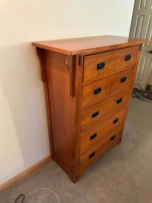 MISSION STYLE 5 DRAWER CHEST