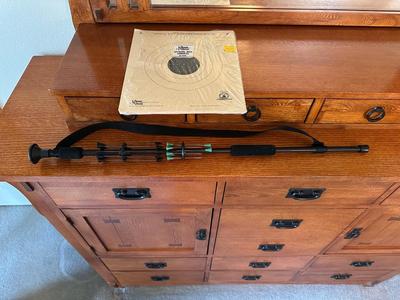 BLOWGUN WITH PAPER TARGETS