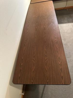 8 FOOT FOLDING TABLE
