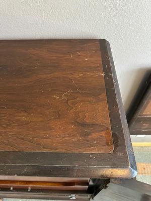 ANTIQUE CHEST OF DRAWERS BY STOUT FURNITURE