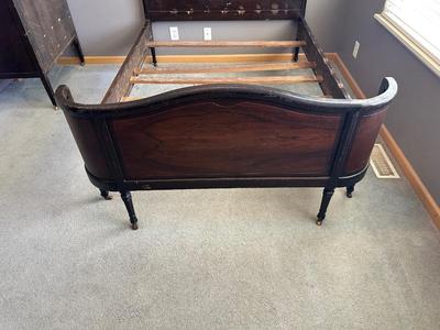 ANTIQUE FULL SIZE BED FRAME