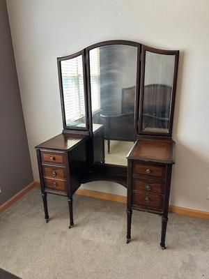 ANTIQUE VANITY WITH STOOL