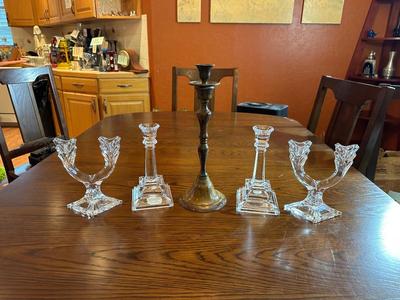 2 PAIRS OF CRYSTAL CANDLESTICKS AND 1 BRASS ONE
