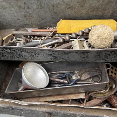 Six Tool Boxes with Tools (G-BM)