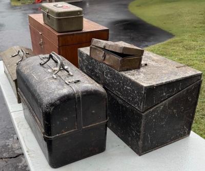 Six Tool Boxes with Tools (G-BM)