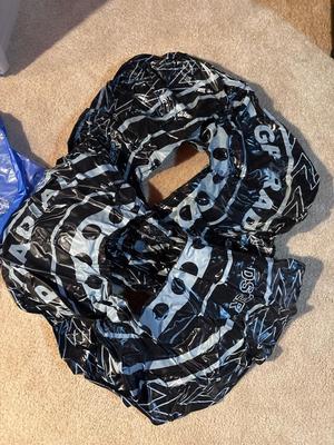 Sale Photo Thumbnail #26: See pics. 5 round tubes & two loungers