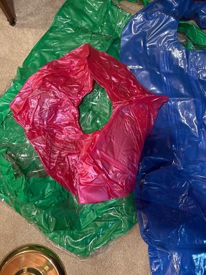 Sale Photo Thumbnail #24: See pics. 5 round tubes & two loungers