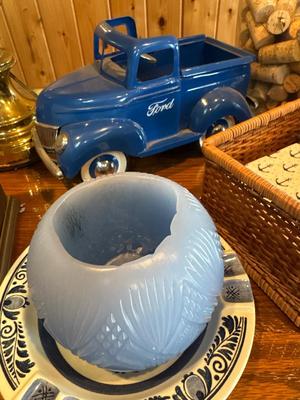 Sale Photo Thumbnail #103: Grass lamp, Ford truck, vase with corks and much more