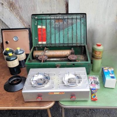 Vintage Coleman Picnic Stove, Camp Stove & More (G-EL)