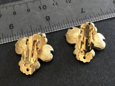 Vintage Clip on Earrings