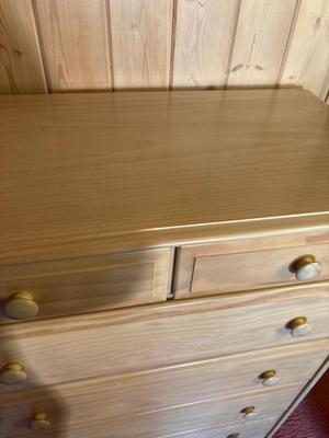 Sale Photo Thumbnail #174: In excellent condition. 32x17.5x49