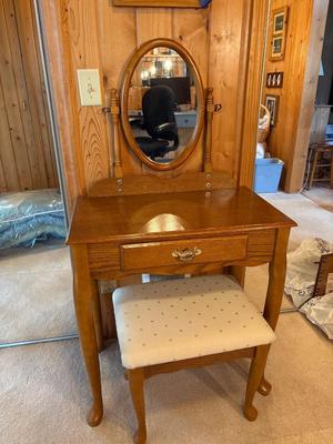 Sale Photo Thumbnail #185: 28x16, desk height is 30”