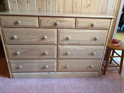 Sale Photo Thumbnail #252: 50x18x34. In excellent condition
