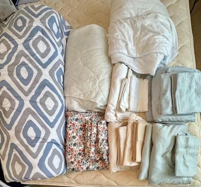 Box of Sheet Sets, 2 King Mattress Protectors, and King Comforter (B2)