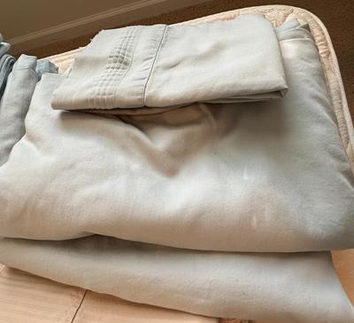 Box of Sheet Sets, 2 King Mattress Protectors, and King Comforter (B2)