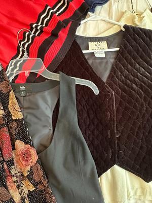 Mixed Lot of Woman's Tops/Shirts/Vest/Sweaters Etc.