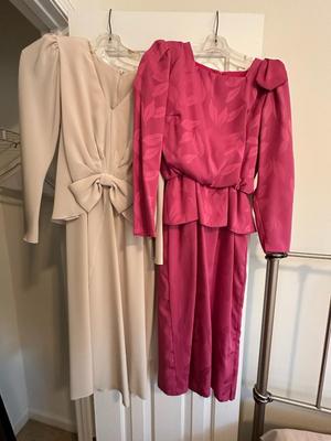 Closet FULL of Women's Pants and Skirts (B2)