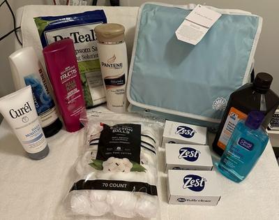 Toiletries- Lotion, Shampoo, Soap, Cleanser & Crabtree/Evelyn Bath Kit (B1)