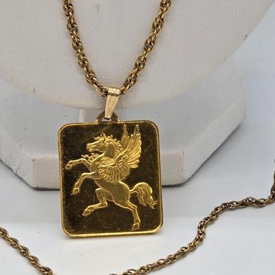 LOT 109J: Variety of Gold-Tone Chains & Pendants / Range From 17-29 Inches
