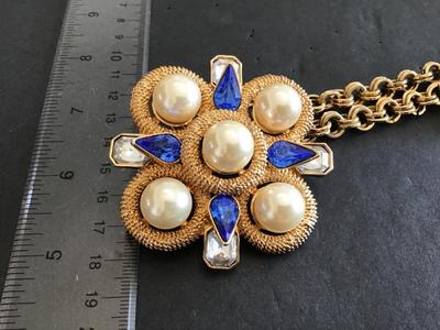 Arnold Scassi Gold Tone Brooch / Pendant With Scassi Chain. Vintage Large Statement