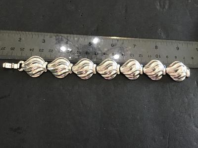 Crown Trafari Silver Tone Bracelet. Excellent