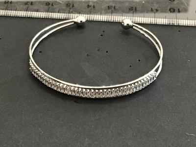 Dainty Crystal Cuff