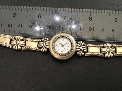 Geneva Daisy Working Watch