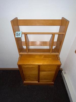 G1-Cabinet ans Stained Glass Piece
