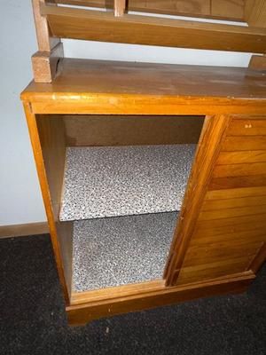 G1-Cabinet ans Stained Glass Piece