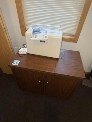 G3-Memory Craft 8000 + sewing cabinet and extras