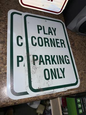 G22-Metal Signs