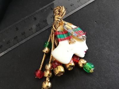 Ethnic Holiday Face Brooch