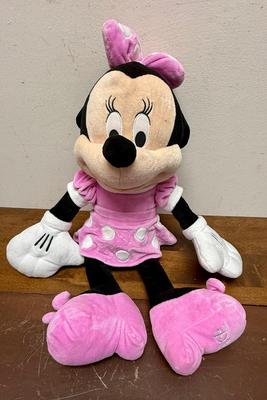Sale Photo Thumbnail #530: Pink dress, shoes and bow. Sitting height approx. 16".
