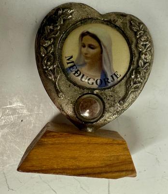 Sale Photo Thumbnail #149: In good vintage condition.