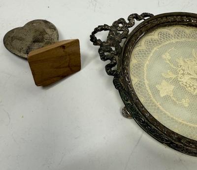 Sale Photo Thumbnail #155: In good vintage condition.