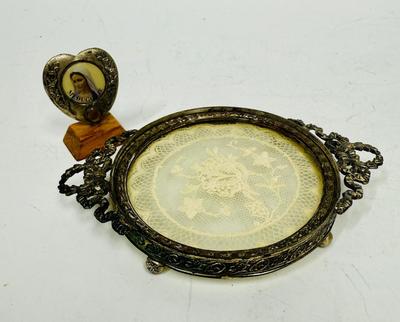 Sale Photo Thumbnail #158: In good vintage condition.