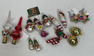 Sale Photo Thumbnail #179: In very good new condition, not all have tags.