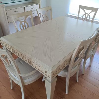 LOT 1: Stanley Furniture Co. Concentrics Collection White-Washed Dining Room Table with Chairs