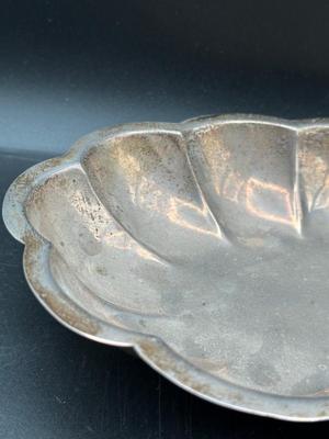 Vintage Sterling Oval Lobed Dish