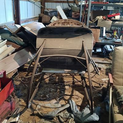 LOT 502: Antique Horse Drawn Cutter Sleigh