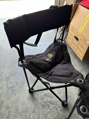 6 Outdoor Folding Chairs Lot (G)
