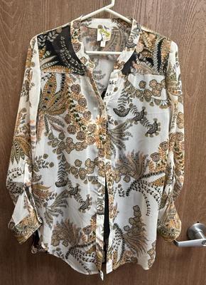 Sale Photo Thumbnail #244: size L large.