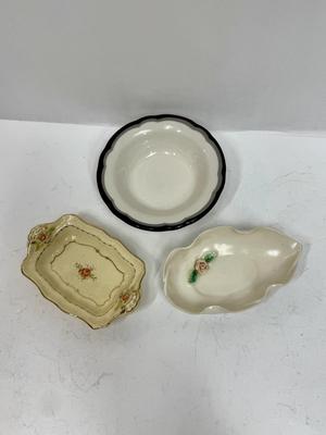 Sale Photo Thumbnail #178: 3 different dishes, different shapes and sizes.  Good condition.