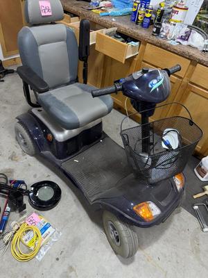 G56-Kymco motorized cart