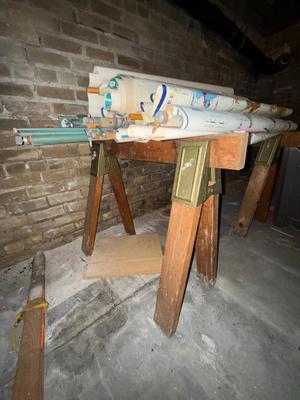 D5-pair of sawhorses
