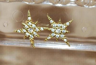 8 Pointed Star with Round Stone Earrings Set (¾") with Stud Style Clasp