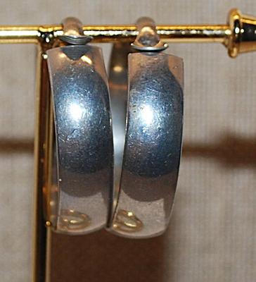 VINTAGE 1950's Silver Over Brass Hoop Style Earrings (1" Circ.) with HINGED Snap Clasp